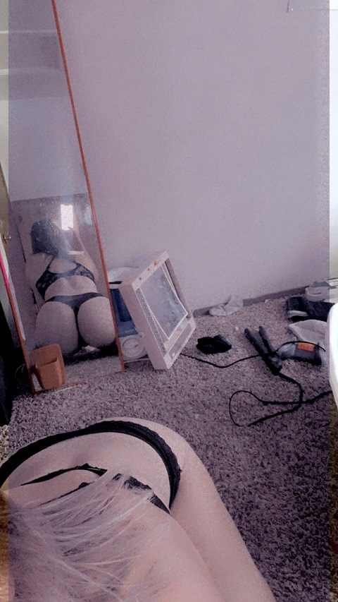 Imagen del encabezado de OnlyFans de us.444.hm