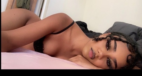 Imagem do cabeçalho do OnlyFans uzidreamgirl