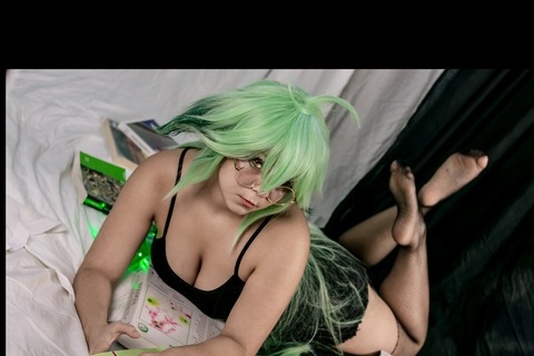 Снимка на заглавието на OnlyFans valeyukichan