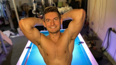 Imagen del encabezado de OnlyFans de whattheefffans