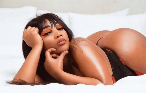 xomonica의 OnlyFans 해더 사진