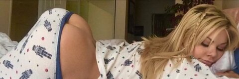 OnlyFans header picture xxxriley