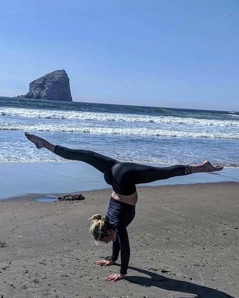 Image d'en-tête OnlyFans yogatime91