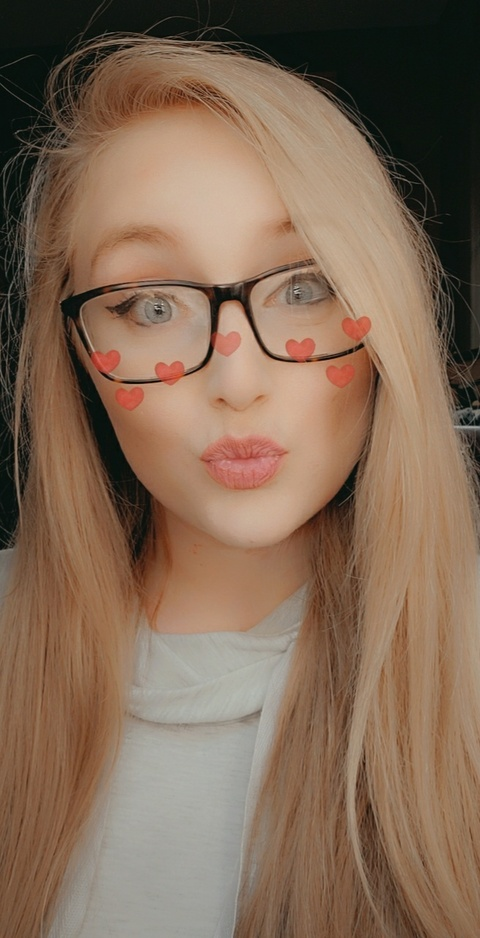 Imagen del encabezado de OnlyFans de yourlovelylady