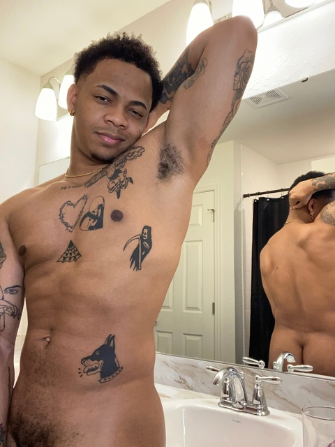 صورة رأس OnlyFans zorohub