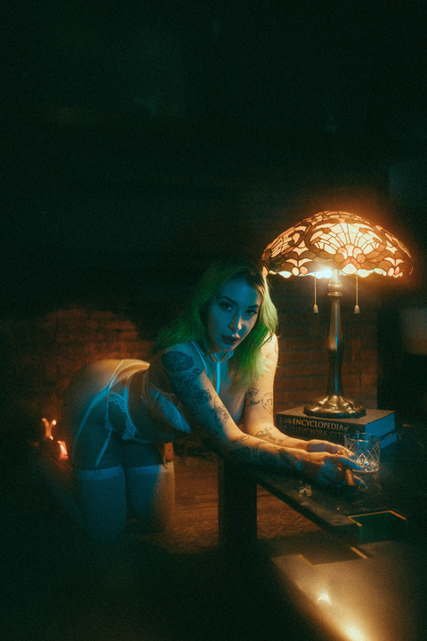 OnlyFans header picture zoyaferrante